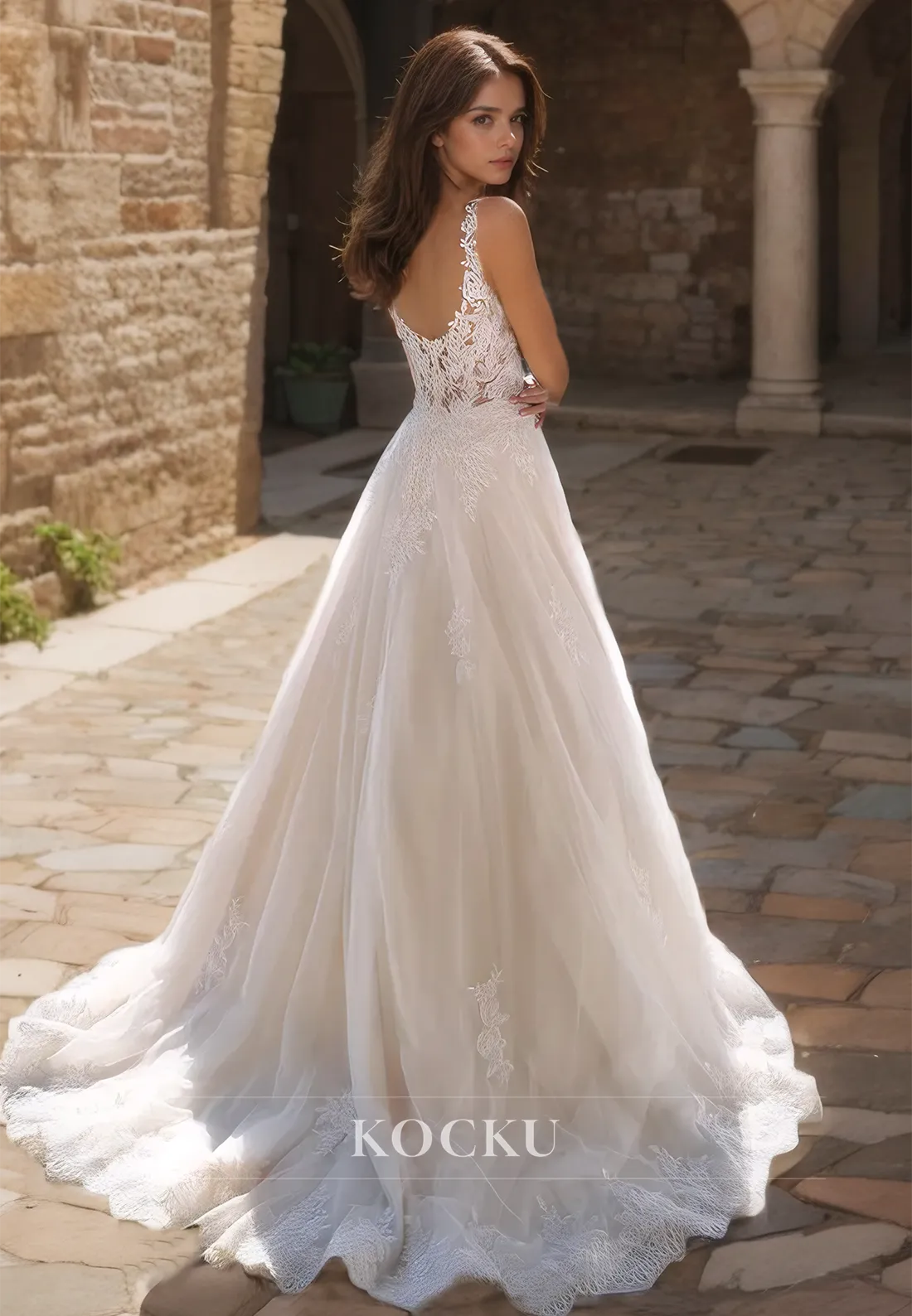 A-Line Sweetheart Spaghetti Straps Appliques Lace Wedding Dress with Sweep Train Bridal Dress