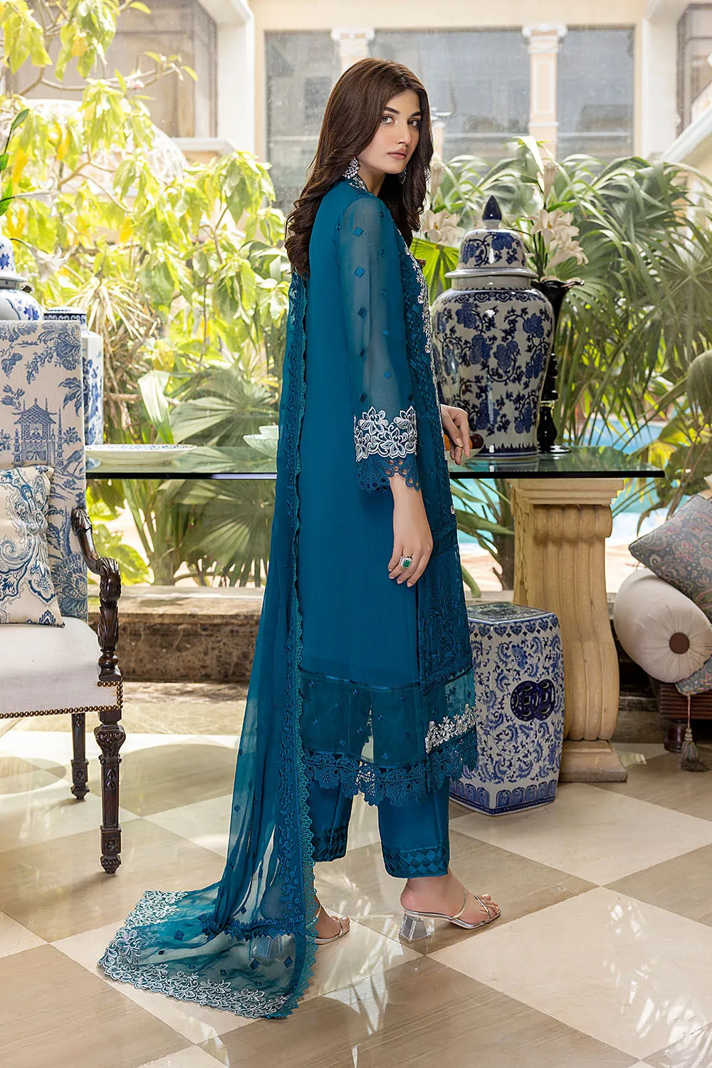 Azure Luxe Festive Edit Embroidered Lawn Collection – Glamour Glow