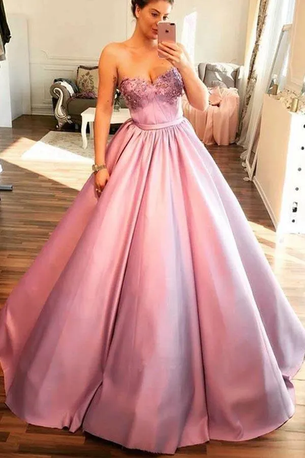 Ball Gown Sweetheart  Lavender Long Prom Dresses with Appliques PG712