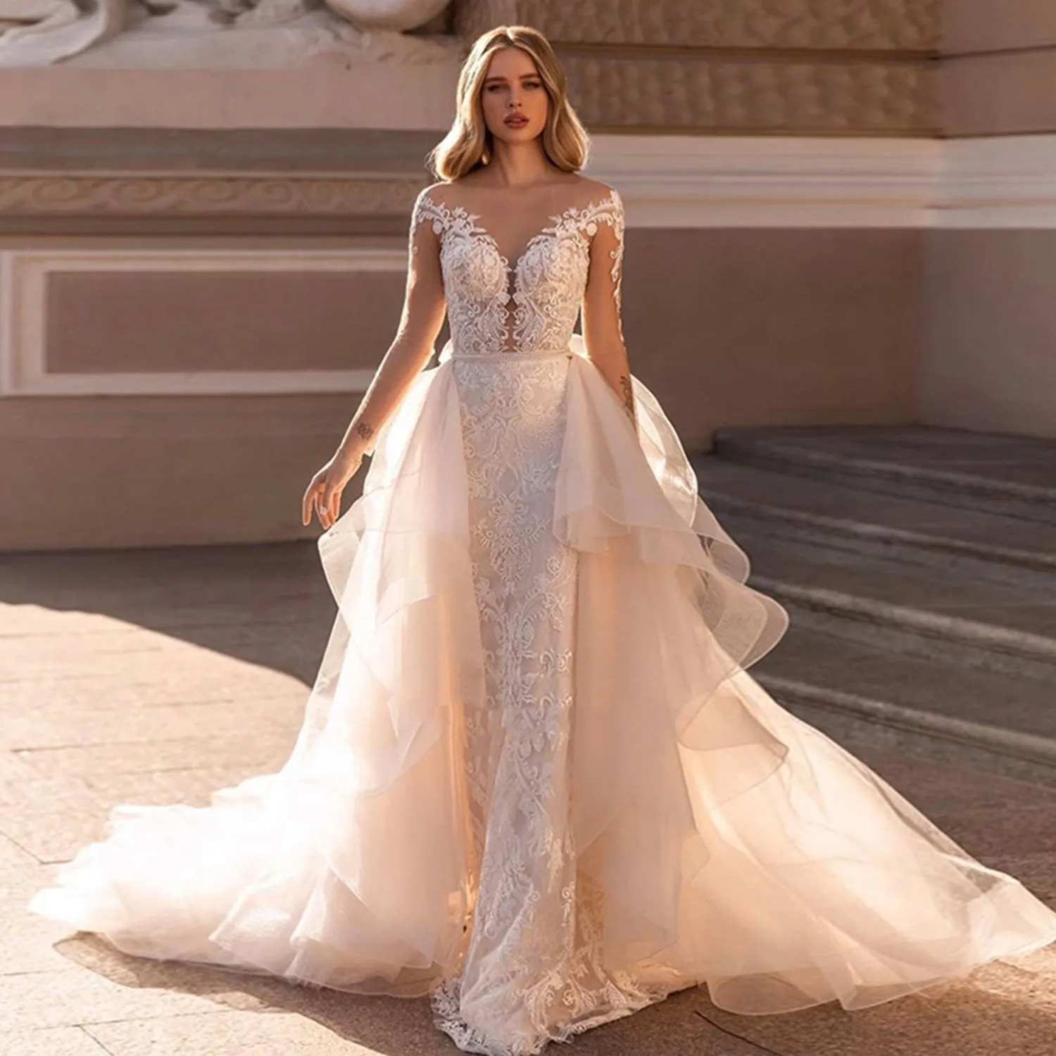 Detachable Train Tulle Mermaid Wedding Dress with Long Sleeves and O-Neck