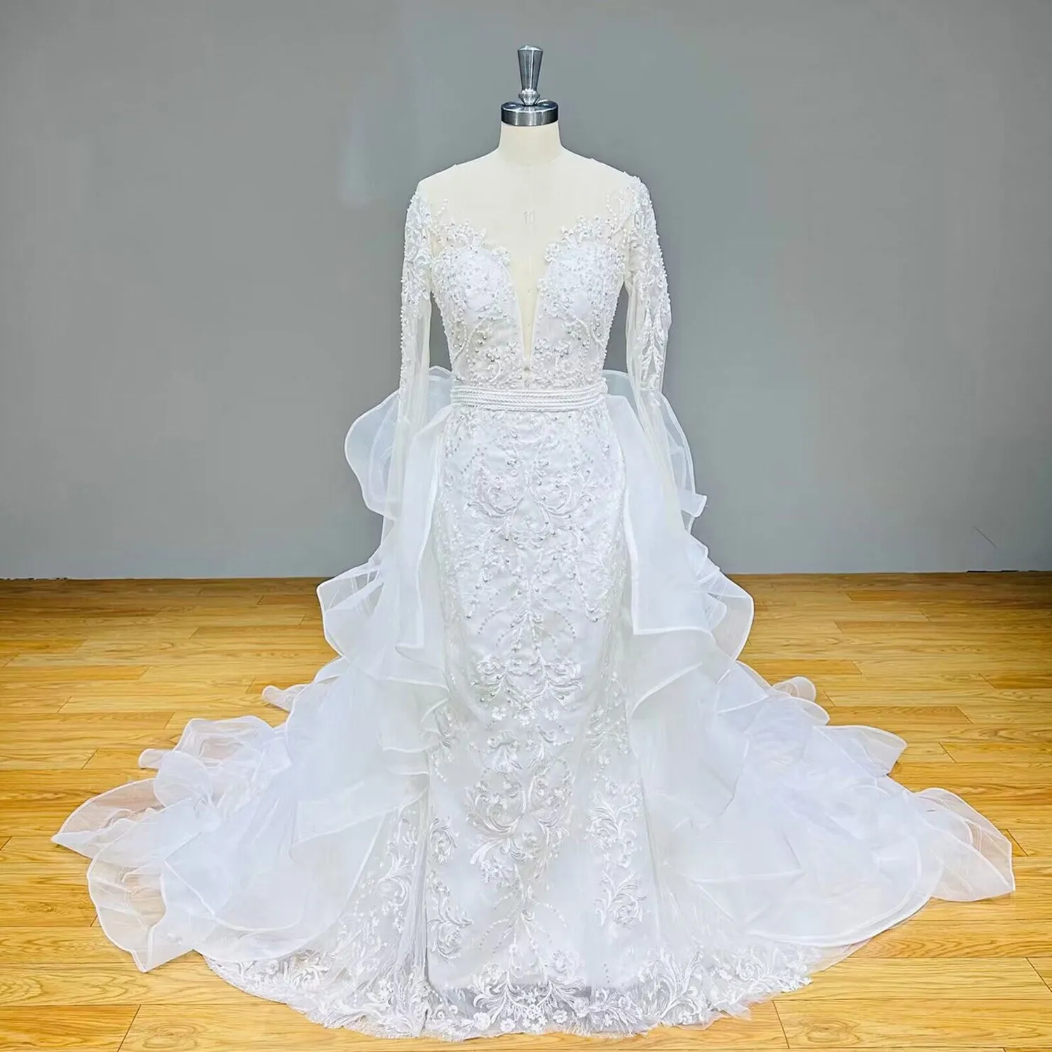 Detachable Train Tulle Mermaid Wedding Dress with Long Sleeves and O-Neck