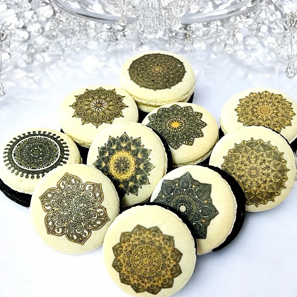 Intricate Mandala Macarons – Elegant and Unique French Treats