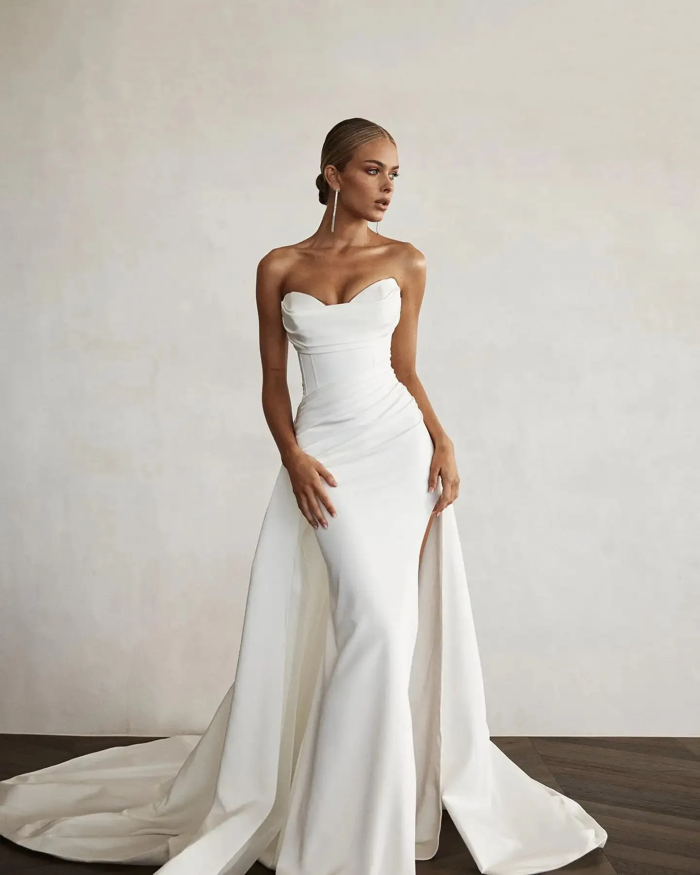 Modern Mermaid Front Slit Bridal Gowns Sweep Train  Sweetheart Bridal Gown