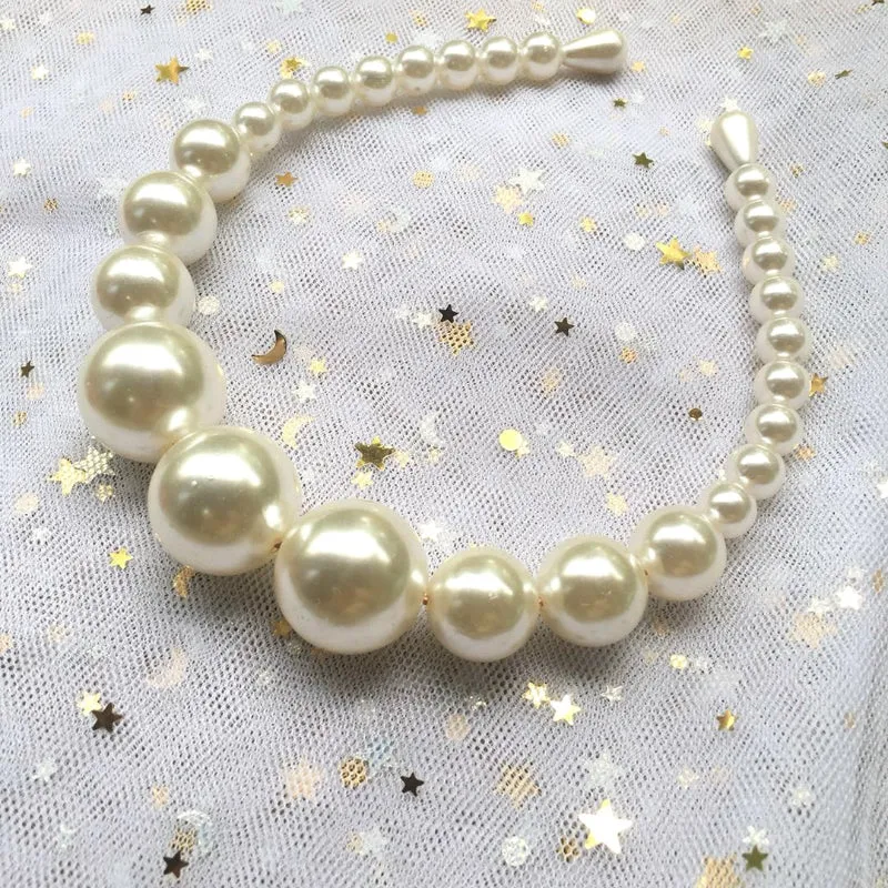 Oversize Elegant Pearl Embellished Headband