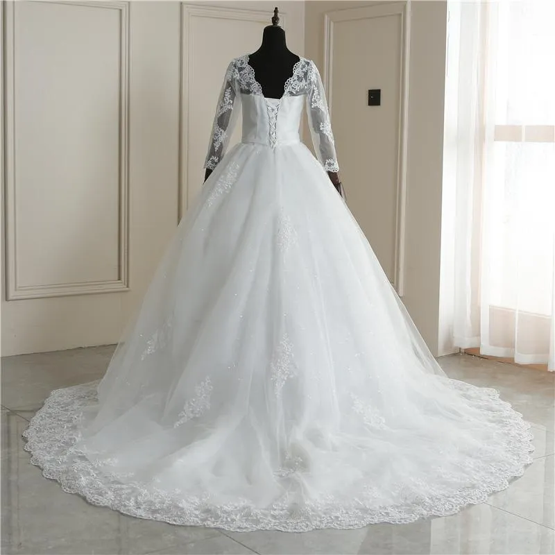 Spring Lace Appliques Wedding Dresses Long Sleeve White V-Neck Princess Bride Wedding Gowns Plus Size