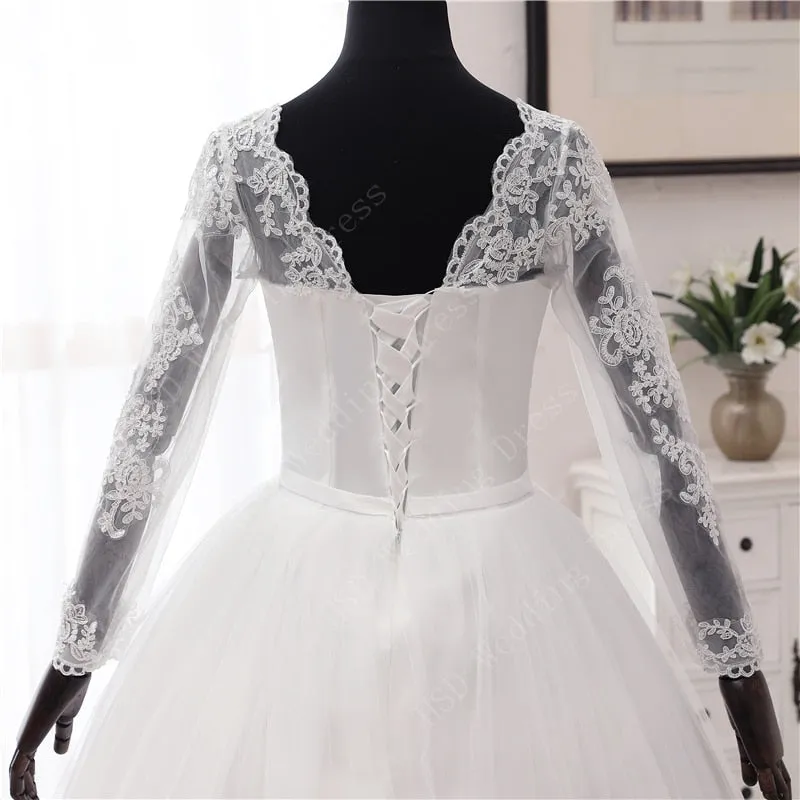 Spring Lace Appliques Wedding Dresses Long Sleeve White V-Neck Princess Bride Wedding Gowns Plus Size